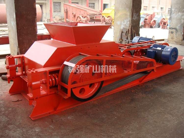 對輥破碎機(圖3) 對輥破碎機(圖3)
